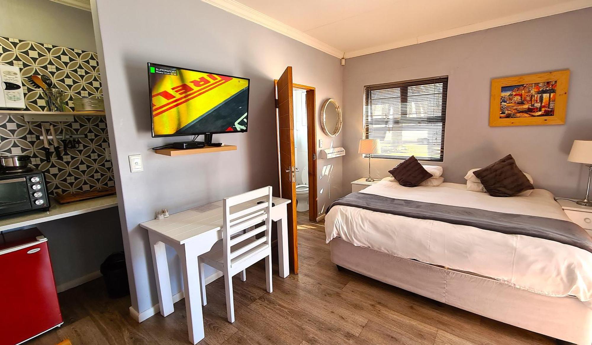 Tiende Laan Bed & Breakfast And Self-Catering ウォルビスベイ エクステリア 写真