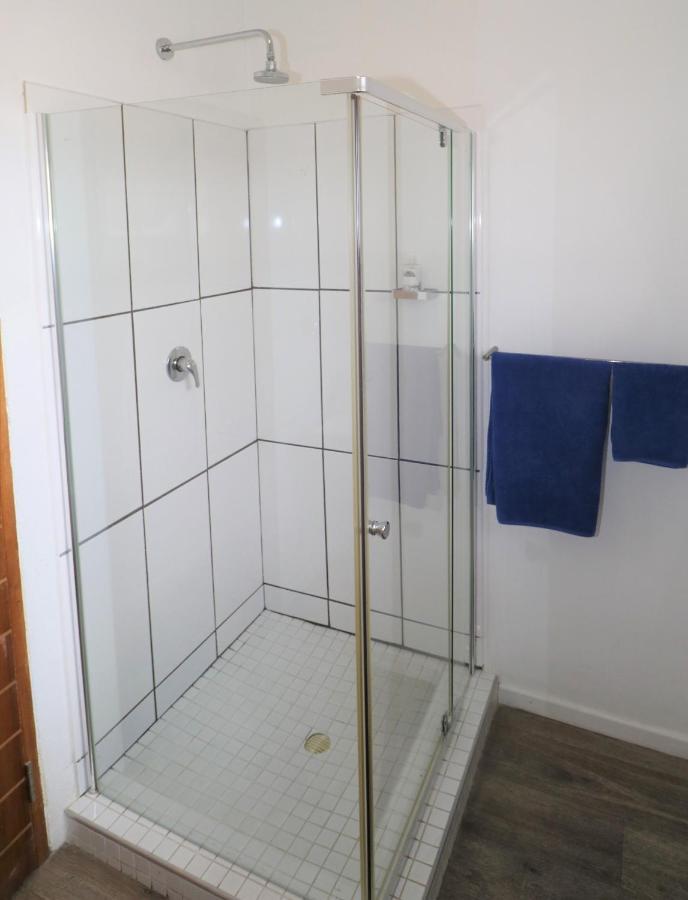 Tiende Laan Bed & Breakfast And Self-Catering ウォルビスベイ エクステリア 写真
