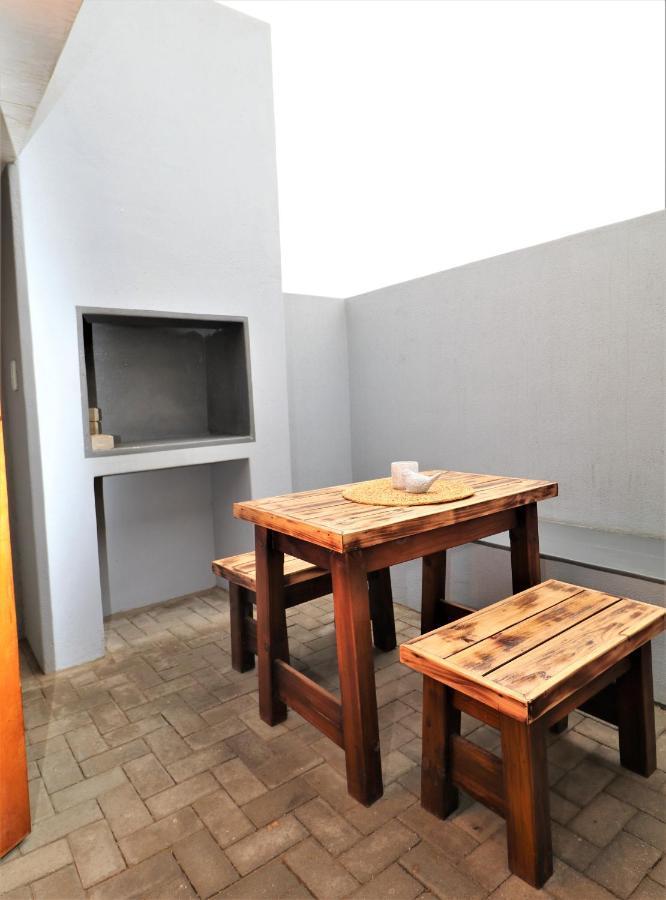Tiende Laan Bed & Breakfast And Self-Catering ウォルビスベイ エクステリア 写真